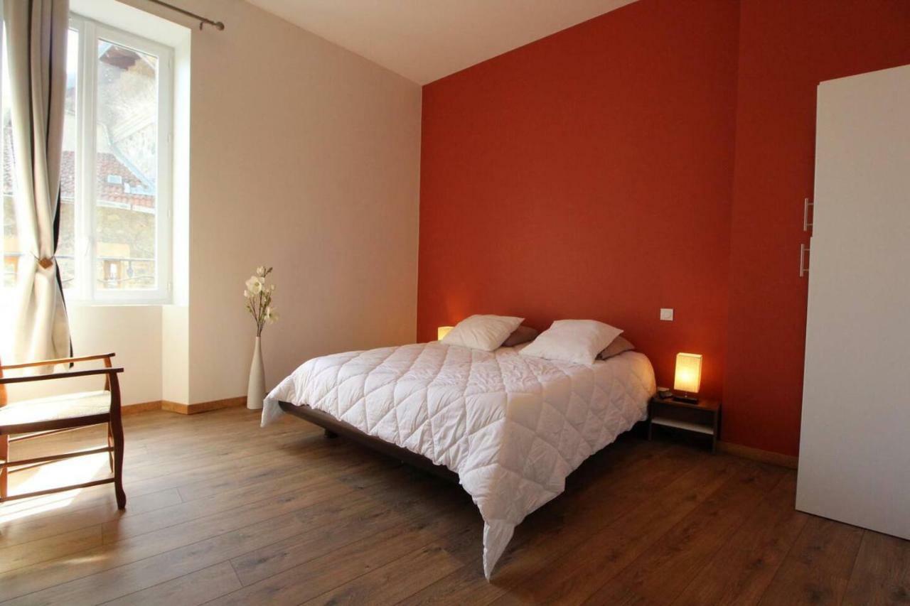 Appartement Spacieux Et Confortable 拉罗克德格兰 外观 照片